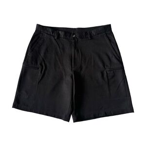 IZOD Men's Flat Front Cargo Golf Shorts Size 38  Extreme Function